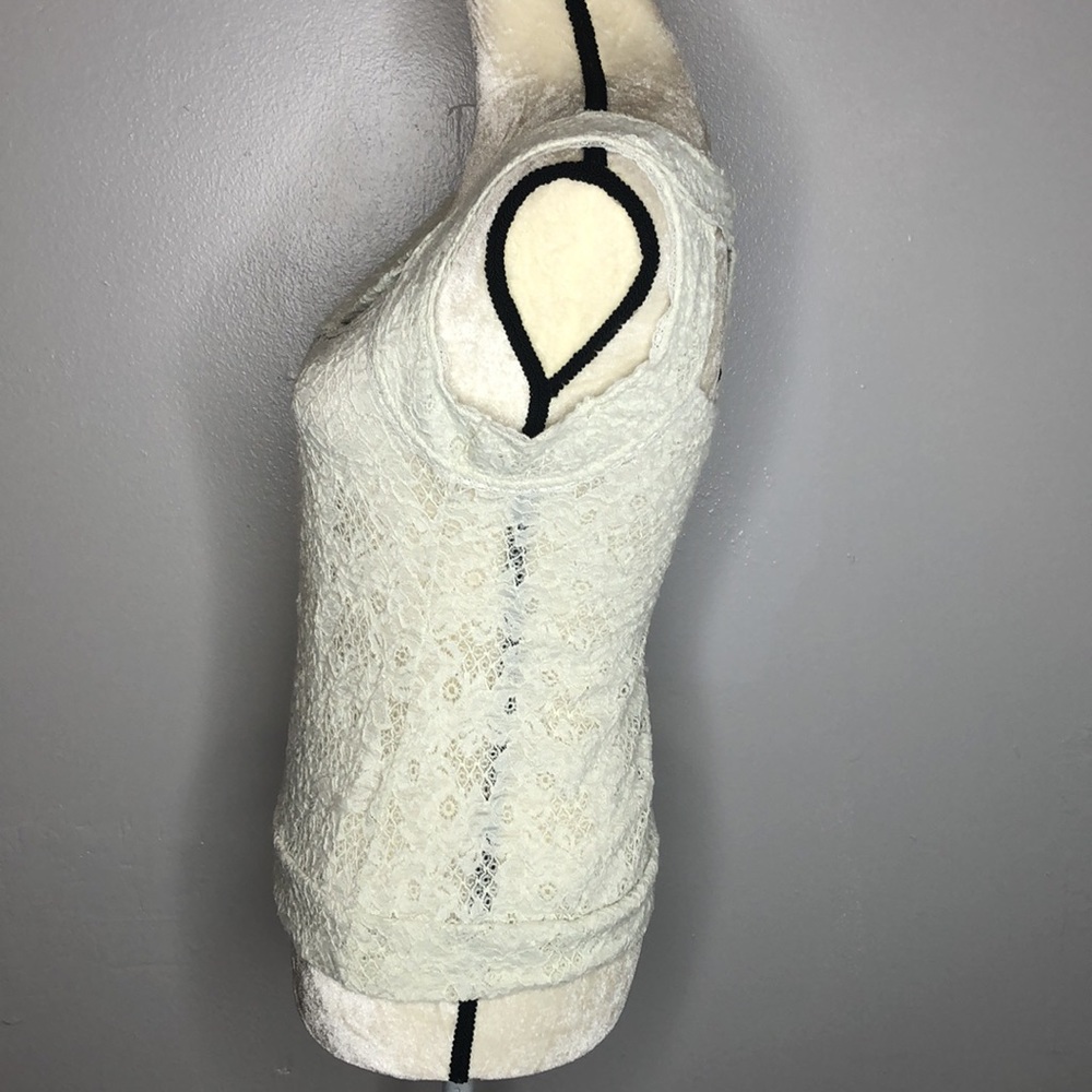 Crochet top - Picture 4 of 8